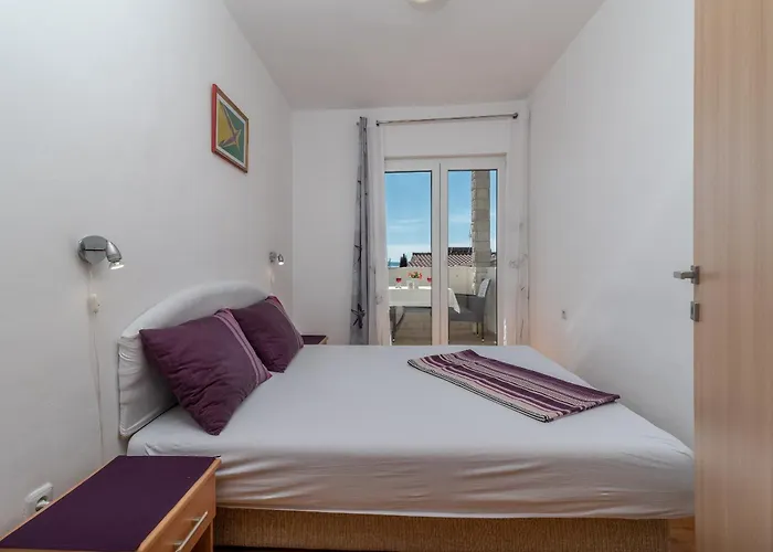 公寓 Duje 特罗吉尔