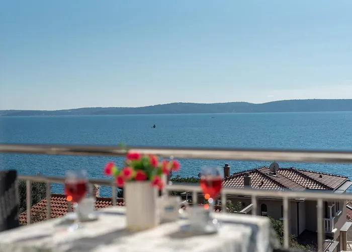 Duje 公寓 特罗吉尔