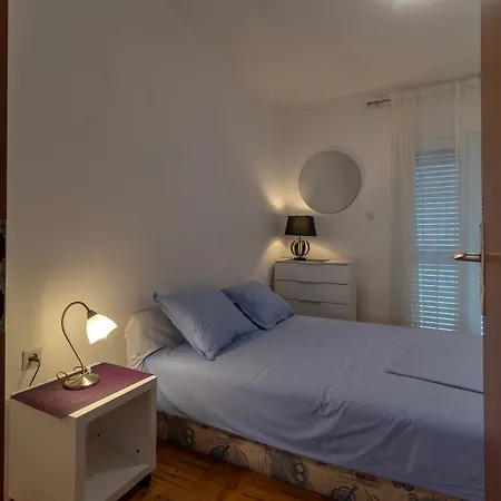 Duje Apartment