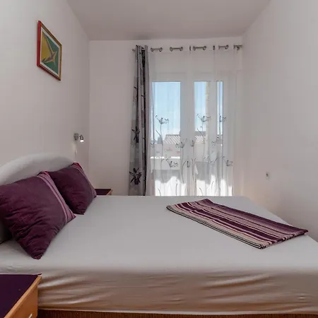 Apartment Duje *