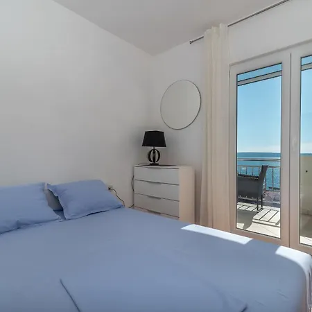 Apartment Duje *
