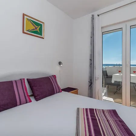 Duje Apartment