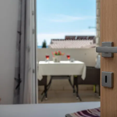 아파트 Duje 트로기르